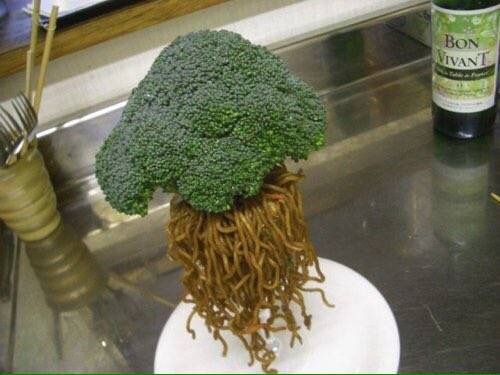 菜花+炒面 = 烹饪界满分作品：《#天空之城#》