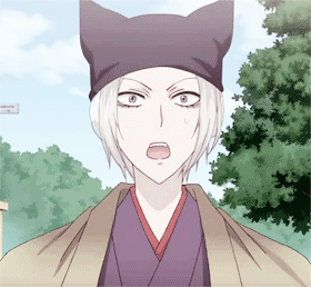 #巴卫# 
你微笑地看着我，
不说一句话。
而我知道，
为了这个，
我已经等了很久了。