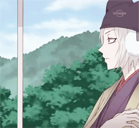 #巴卫# 
你微笑地看着我，
不说一句话。
而我知道，
为了这个，
我已经等了很久了。