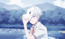 孤独一人也没关系，
只要能发自内心地爱着一个人，
人生就会有救。
哪怕不能和他生活在一起。