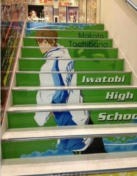 #每日分享# 11区文化祭时学校的楼梯，好帅。