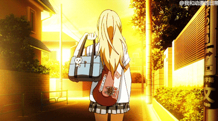 你没有如期归来，
而这正是离别的意义。