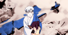 看完剧场版是不是觉得三月超呆萌超可爱[嘻嘻]！！问题来了，大蛇丸到底是当爹还是当妈还是....[思考]