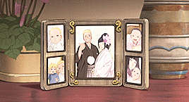 小时候备受冷眼的孩子，如今她长大了，还有了自己的家[嘻嘻]