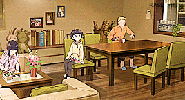 小时候备受冷眼的孩子，如今她长大了，还有了自己的家[嘻嘻]