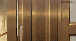 小时候备受冷眼的孩子，如今她长大了，还有了自己的家[嘻嘻]