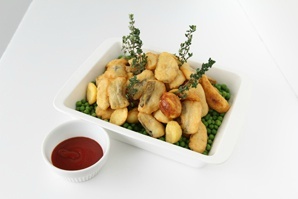 海贼王#周边#
东京塔上的海贼新菜品[花心]
看出来他们都是谁了吗？[思考]
更多请戳官网：https://one-piece.com/news/detail/20160307_3389