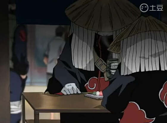 记得鼬在火影第一次登场也是在吃丸子，这也许就是原作者安排的宿命[男神]