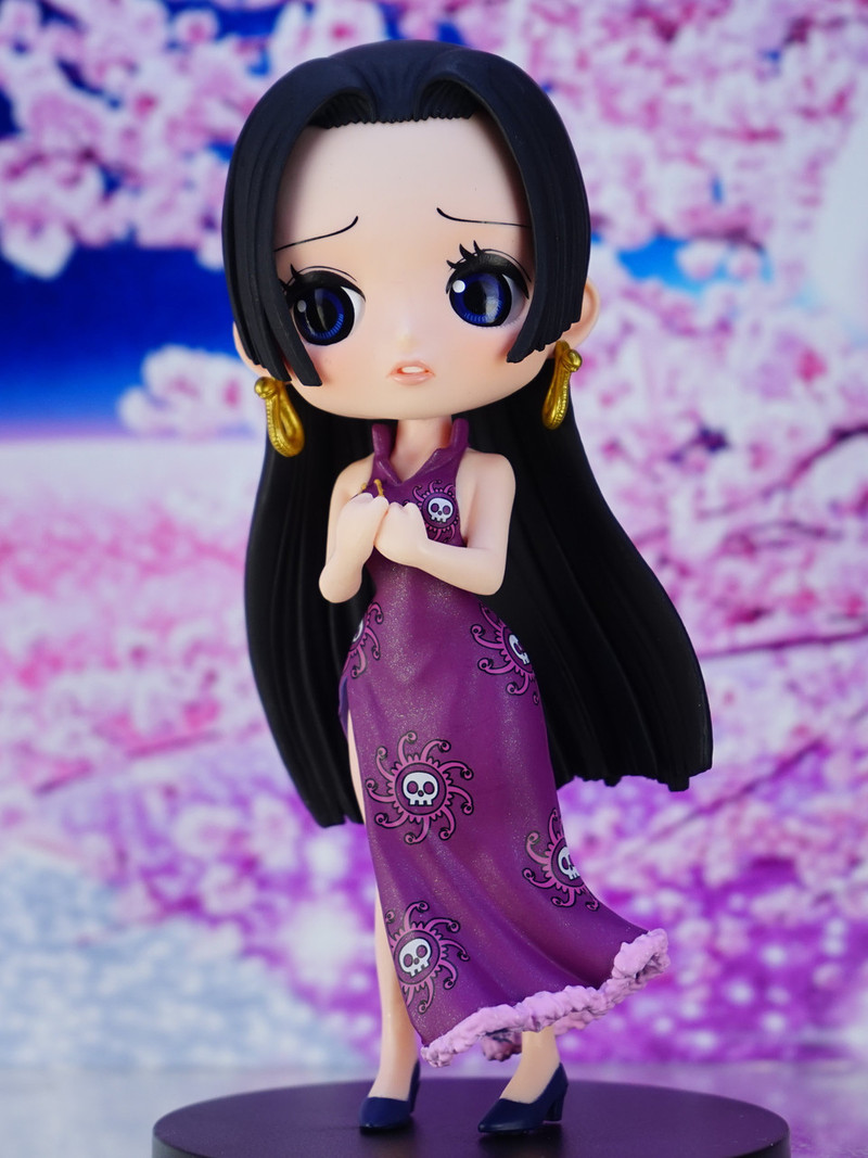 “Q Posket”新品，蛇姬女帝，黄色和紫色2款，萌得似乎有点过[悲伤]，我准备抛弃钱包君了。[笑cry][哈哈