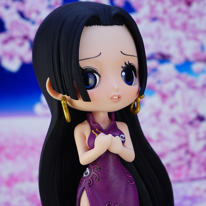 “Q Posket”新品，蛇姬女帝，黄色和紫色2款，萌得似乎有点过[悲伤]，我准备抛弃钱包君了。[笑cry][哈哈