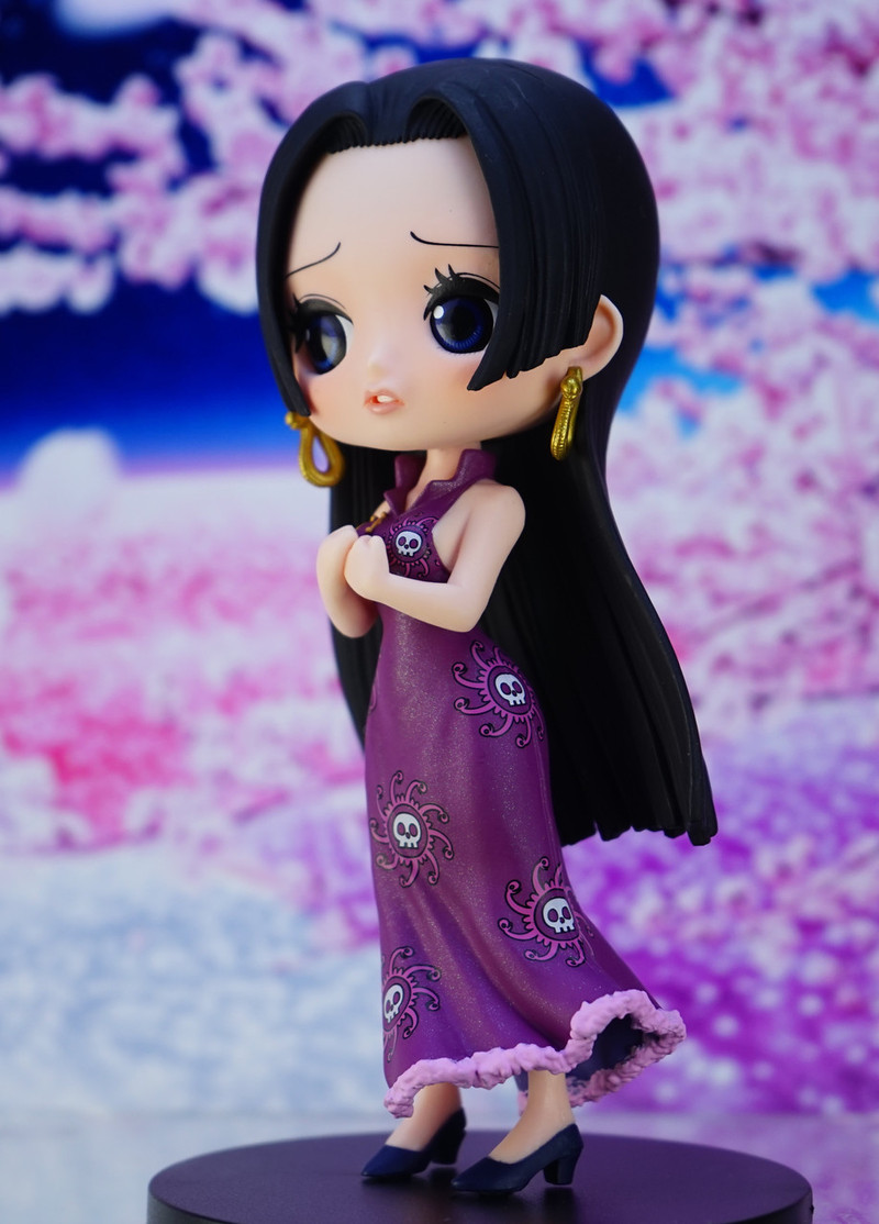 “Q Posket”新品，蛇姬女帝，黄色和紫色2款，萌得似乎有点过[悲伤]，我准备抛弃钱包君了。[笑cry][哈哈