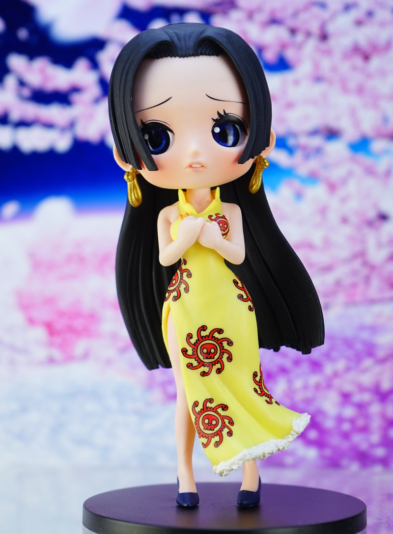 “Q Posket”新品，蛇姬女帝，黄色和紫色2款，萌得似乎有点过[悲伤]，我准备抛弃钱包君了。[笑cry][哈哈