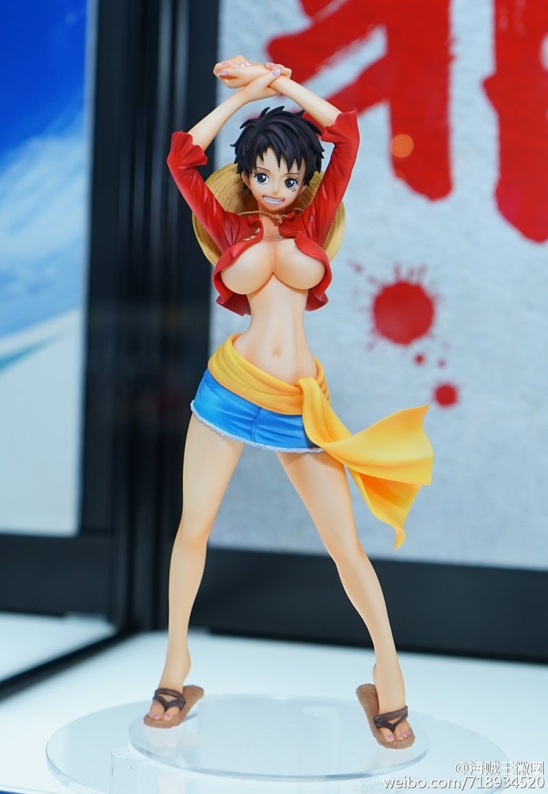 POP性转系列：路飞性转，搬好板凳文明看球！[哈哈][花心]