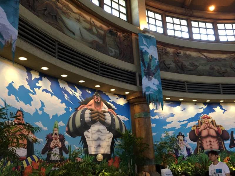 日本环球影视城海贼餐厅实景，大幅海报帅翻天！[嘻嘻]
