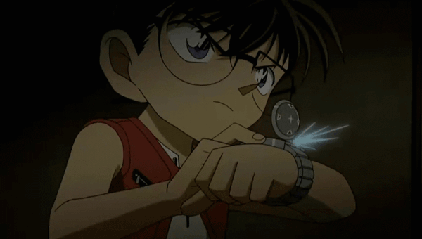 突然有一天，毛利小五郎觉得脖子很不舒服……[吃惊]