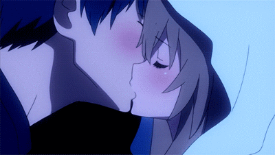 那些爱情动漫中受欢迎的情侣，你喜欢哪一对。①黑沼爽子——风早翔太，②奈生——巴卫，③折木奉太郎——千反田爱瑠，④鲇沢美咲——碓冰拓海，⑤高须龙儿——逢坂大河，⑥黑泽大和——橘梅，⑦佐田恭也——筱原绘里香，⑧富樫勇太——小鸟游六花，⑨竹川蛍——阿金。花式虐狗[挖鼻屎]