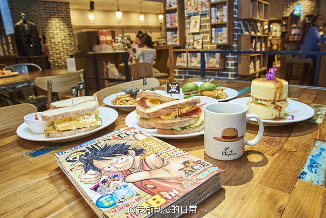 首家《海贼王》主题公园“东京ONE PIECE tower”内的咖啡店Cafe Mugiwara 9月16日重新开张。
炒鸡想去啊！！！！！