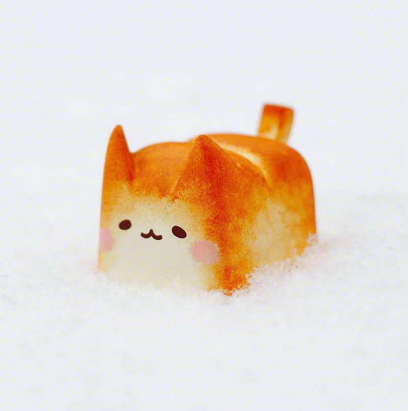 #二次元美食#之猫咪面包，萌死你，萌你一脸血[哈哈][嘻嘻][可怜]